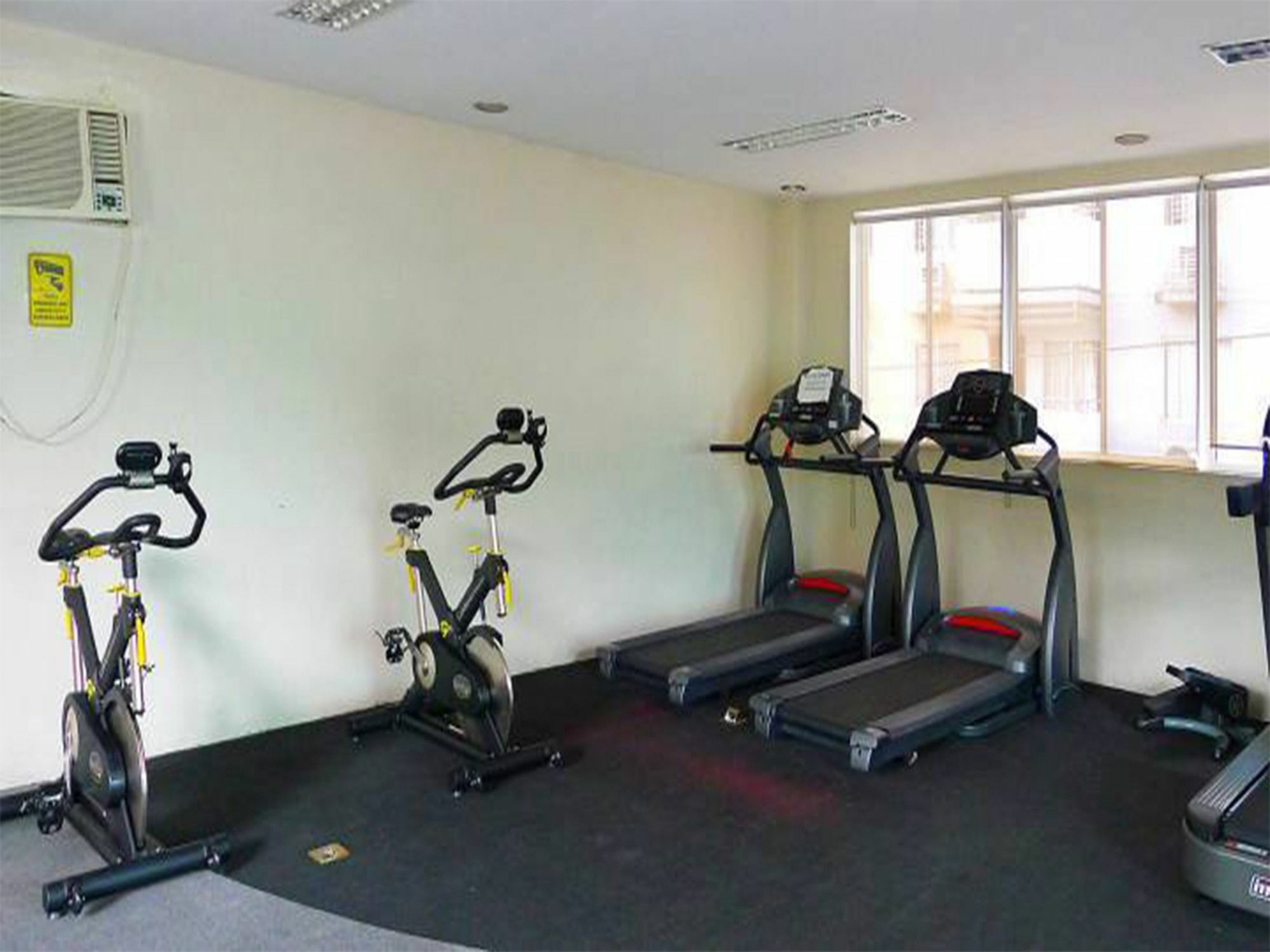 Sofia Bellevue Condominium Quezon City Esterno foto